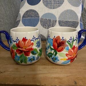 Pioneer woman mug set